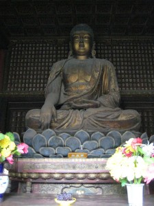 Bouddha et une partie de ses 9999 copains