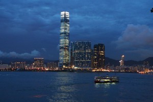Le Financial Center, sur Kowloon, en face de l'ile de Hong-Kong