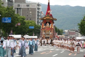 Un "hoko" - temple à tirer